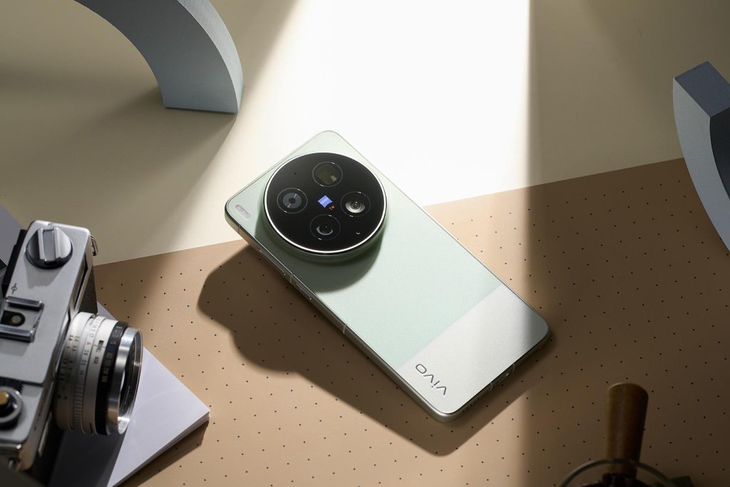 vivo 三款新机官宣 4 月 3 号开售：X300 系列 / Pad6 Pro 配置价格 / 选购指南一文看懂